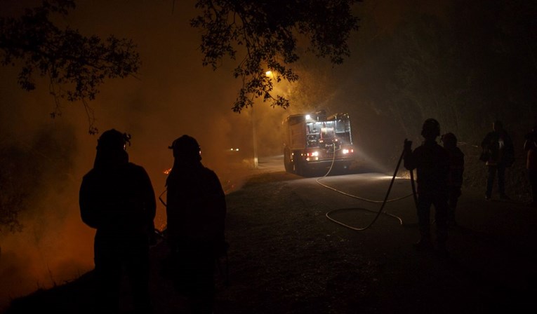 U požarima u Portugalu najmanje 45 mrtvih