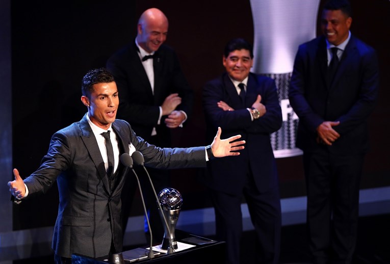 Ronaldo je najbolji igrač na svijetu: "Svih ovih 11 igrača zaslužuje ovu nagradu"