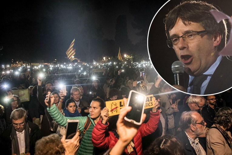 Tisuće ljudi na ulicama u Kataloniji prijeti općim štrajkom, traže puštanje pritvorenih dužnosnika