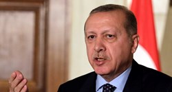 Erdogana u Parizu iznervirao novinar pitanjem o turskom slanju oružja u Siriju