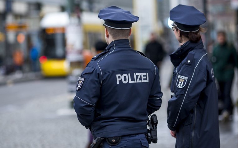 Berlinska policija spriječila teroristički napad na polumataron, četvorica uhićenih