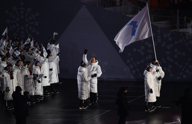 Čarolija Olimpijskih Igara: Spojili dvije omražene Koreje, red je da i politika napravi isto