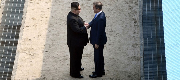VIDEO Povijesni susret Sjeverne i Južne Koreje, Kim Jong-una i Moona