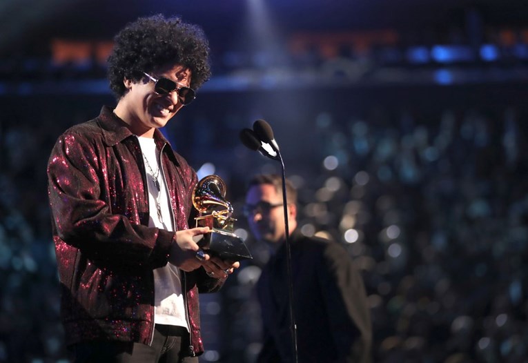 Bruno Mars je rasturio Grammyje, SZA ispala najveći gubitnik