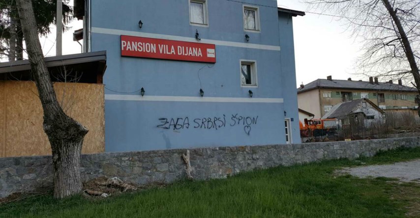 "ZAGA SRBSI ŠPION" Reformisti osudili polupismeni šovinistički grafit na kući svojeg člana