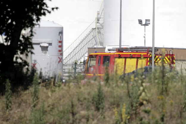 U terorističkom napadu u Francuskoj obezglavljen muškarac, Hollande: Htjeli su dići tvornicu u zrak