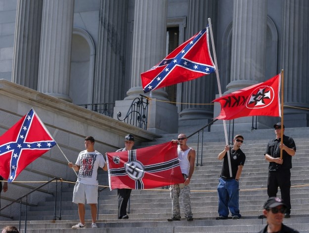 Imali i nacističku zastavu dok su Ku Klux Klanovci prosvjedovali zbog micanja konfederacijske zastave
