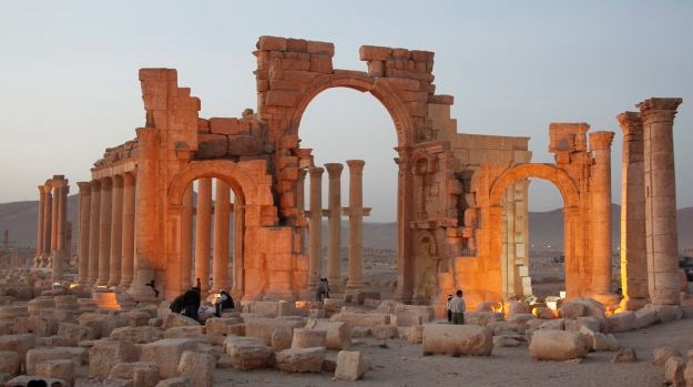 Satelitske snimke potvdile uništenje drevnog hrama u Palmiri