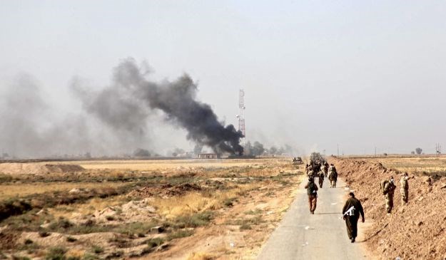 IS izgubio 7 sela u Iraku, napredovao u Siriji