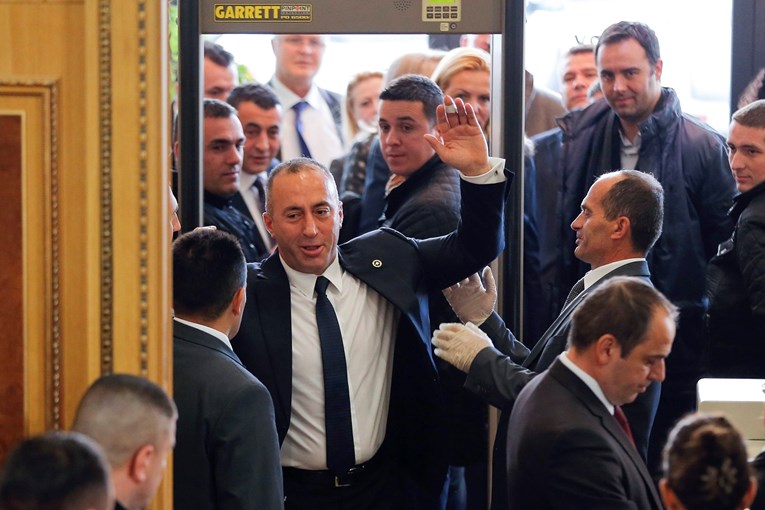 Francuski sud odgodio odluku o izručenju Haradinaja
