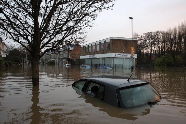 David Cameron posjetio regije pogođene "najgorim poplavama u posljednjih 70 godina"