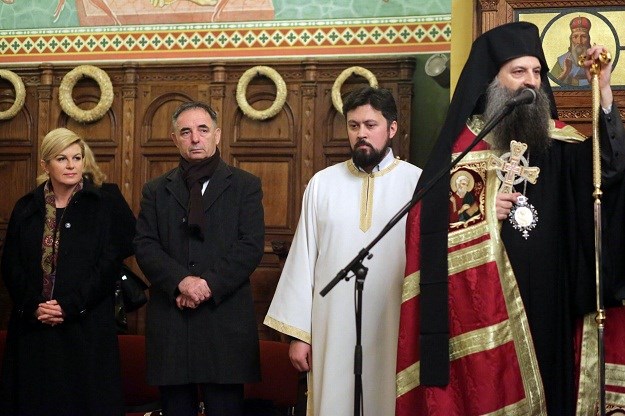Pravoslavni vjernici proslavili Badnjak u Crkvi Svetog Preobraženja u Zagrebu, došla i Kolinda