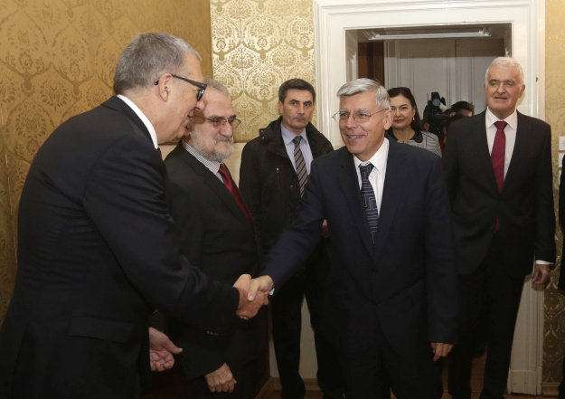 Reiner: Ako treba, u Saboru ćemo biti i do dva ujutro
