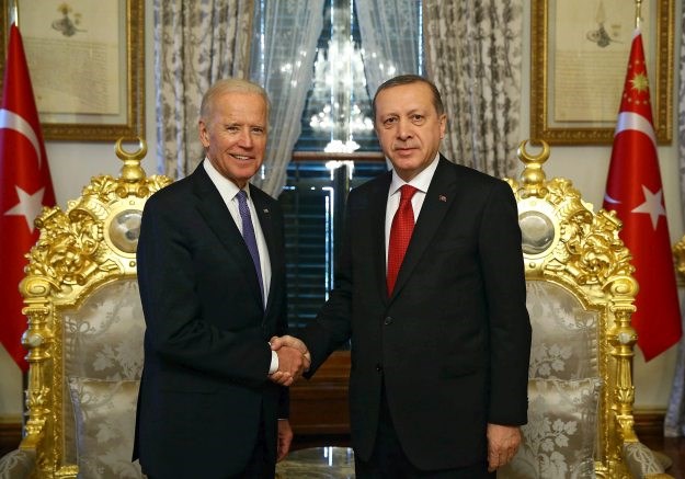 Biden i Erdogan razgovarali o borbi protiv ISIS-a