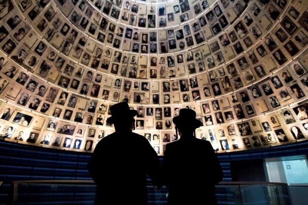 "Povratak u normalan život": Kolinda na obilježavanju oslobođenja Auschwitza