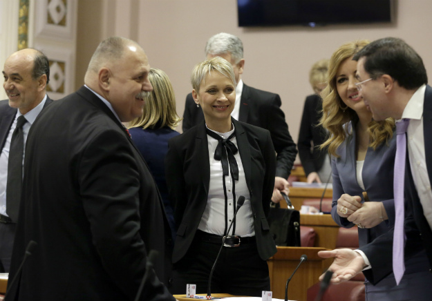 Izbjegnut novi fijasko: U Saboru ponovno odgođeno izjašnjavanje o izvješću HNB-a