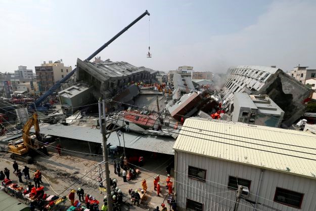 Potres na Tajvanu: Najmanje 18 poginulih, stotine ljudi zarobljeno ispod ruševina