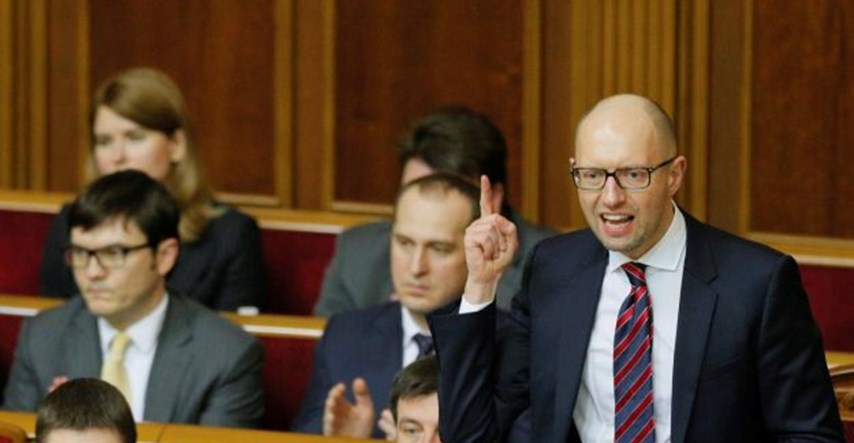Nakon ostavke premijera Jacenjuka, Ukrajina traži novu vladu