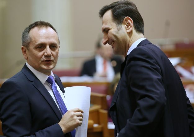 Stanka u Saboru: Policijski koridor između novinara i ministara pritisak je na medijske slobode