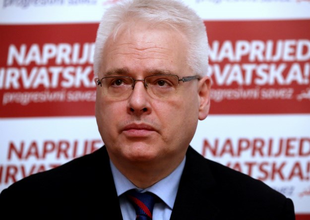Josipović uz Mesića: Radi dobar posao za državu, manje novca za njegov ured je demagogija