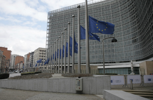 Belgija proglasila tri dana žalosti; stručnjaci: "Potrebni su tjedni za pripremu ovakvih napada"