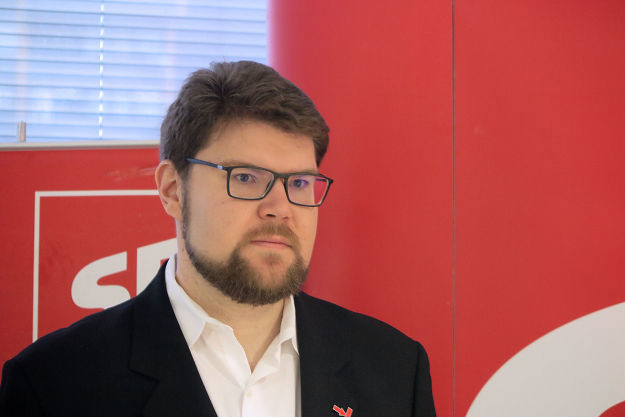 Grbin: Gubitak povjerenja ne može biti razlog za smjenu šefa SOA-a