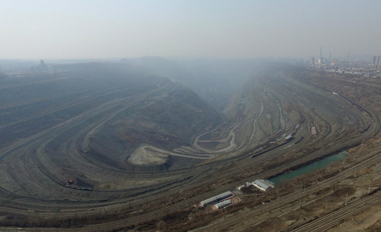 Kina suspendira sav uvoz ugljena iz Sjeverne Koreje