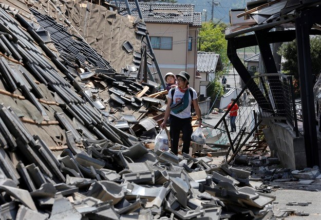 Novi potres u Japanu: Najmanje 19 mrtvih i stotine ranjenih, srušene kuće, zgrade, mostovi...