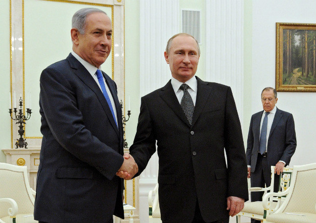 Putin želi da Moskva bude domaćin nove runde izraelsko- palestinskih pregovora, Netanyahu pristao