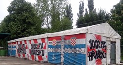 Šator iz Savske u Vukovaru iako se lokalni veterani protive: "Pošaljite novce za Vodotoranj"