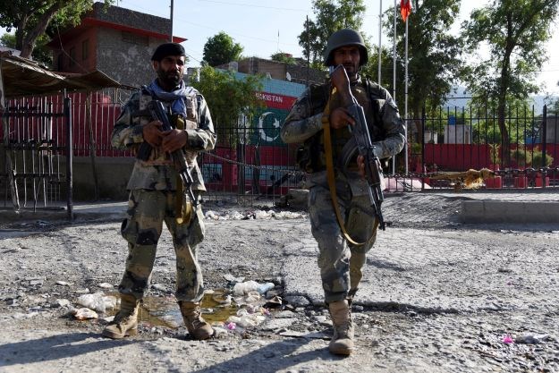 Šest osoba poginulo u samoubilačkom napadu na sud u Afganistanu