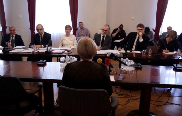 Devet kandidata za ustavne suce odgovaralo na pitanja, među njima Omejec, Leko, Antičević-Marinović