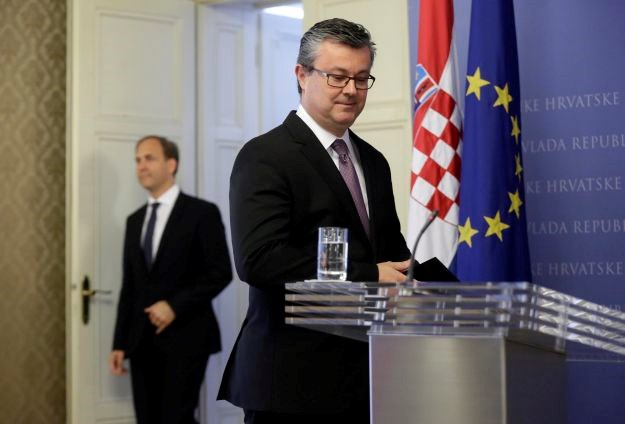 Premijer Orešković najavio presicu u 15.40 sati, s njim će biti ministar Panenić i šef Ine Zoltan Aldott