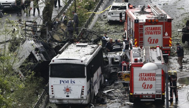 Nova eksplozija u Istanbulu: Najmanje 11 ubijenih u bombaškom napadu na policijski autobus