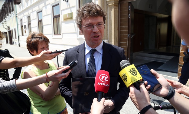 MZOS će razmotriti jedinu prijavu i dodijeliti nagradu Luka Ritz