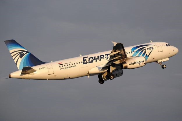 U srušenom avionu EgyptAira izbio požar?