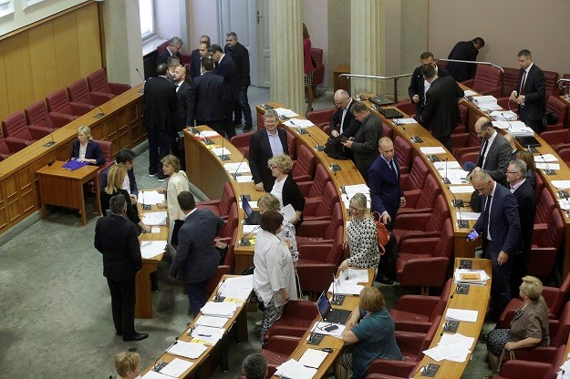 Dan D: Odluka o raspuštanju danas u Saboru, Hrvatska ponovno ide na izbore