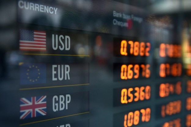 Europski ulagači oprezni zbog visokih prinosa na američke državne obveznice