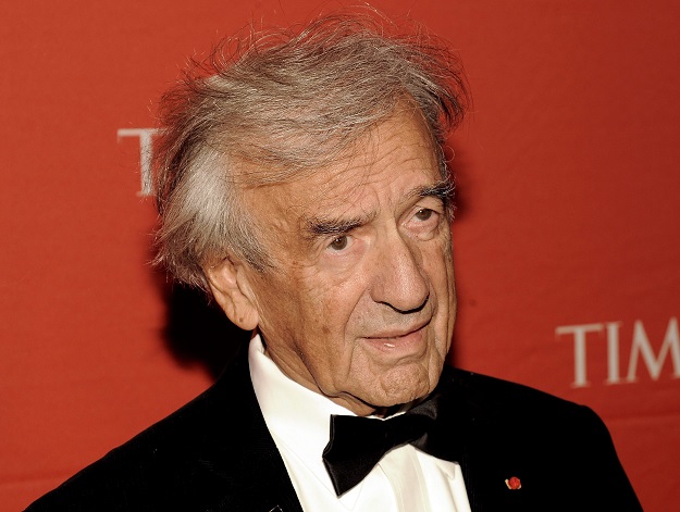 Umro Elie Wiesel, nobelovac i logoraš koji je preživio Auschwitz i Buchenwald