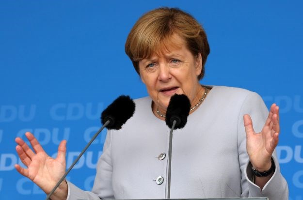 Merkel: Izbjeglički val koristio se za krijumčarenje terorista