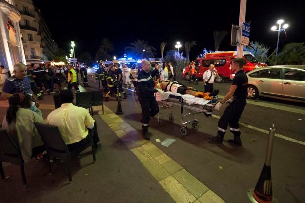 Francuska otvorila istragu o sigurnosnim mjerama prije masakra u Nici