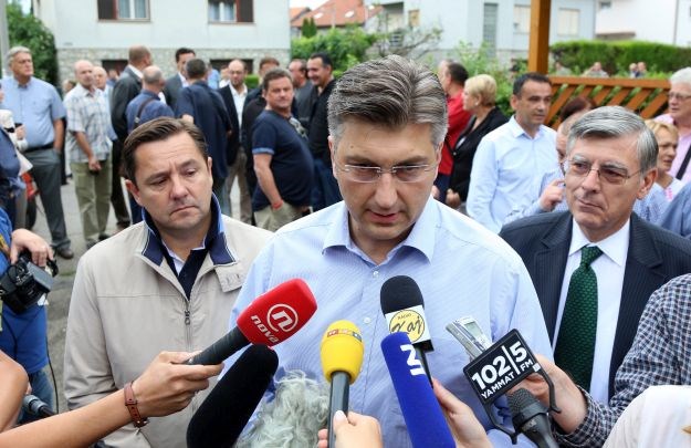 Plenković: Neću dati ostavku na mjesto zastupnika u Europskom parlamentu