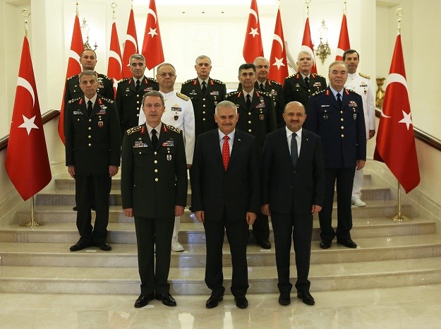 Erdogan podijelio 99 činova pukovnika i generala, umirovio ih 48