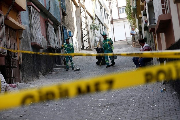 U novom samoubilačkom napadu u Turskoj ubijena trojica policajaca