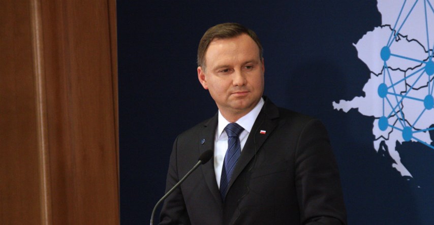 Poljski predsjednik obećao razmotriti zakon o holokaustu nakon kritika iz Izraela