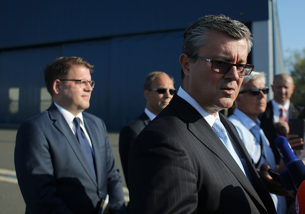 Orešković se vratio sa sastanka s Merkel pa poručio: "Situacija oko hrvatske granice je stabilna"