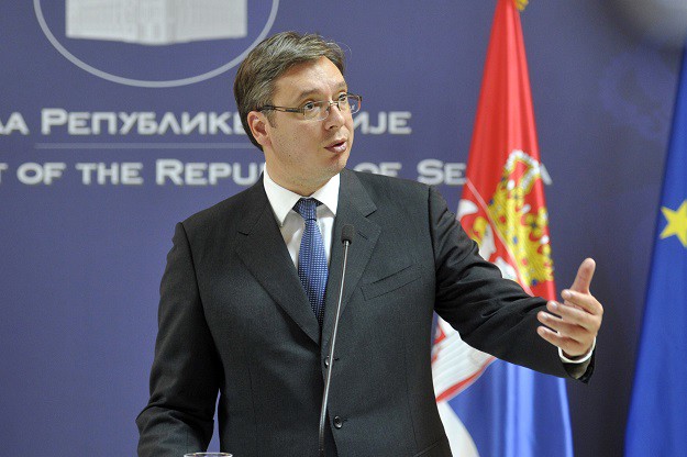 Vučić Republici Srpskoj: "Ne grade se autoceste kako bi njima išli tenkovi"