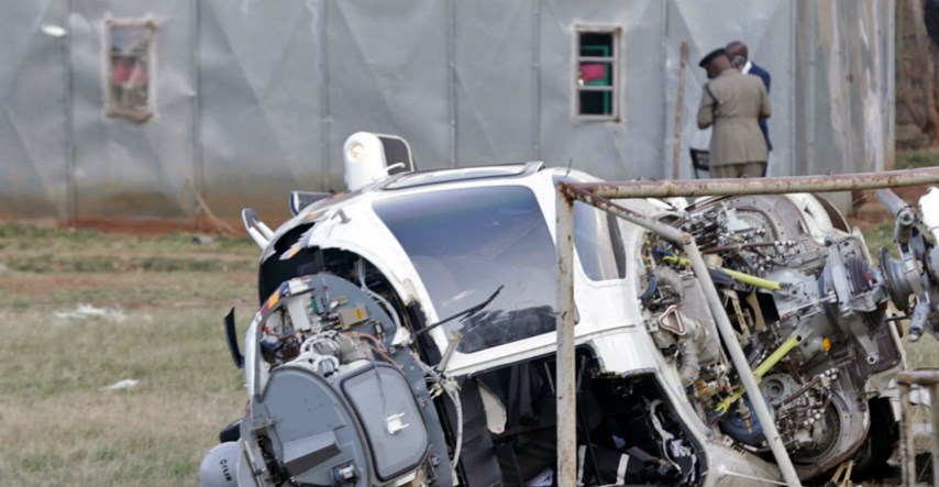 Jedan pilot poginuo, drugi teško ozlijeđen u sudaru zrakoplova nad trgovačkim centrom u Kanadi