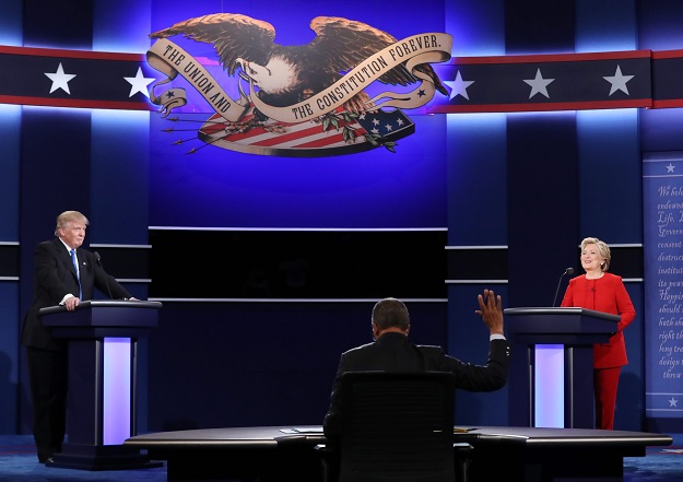 ANALIZA Komentatori, mediji i birači odlučili - Clinton uvjerljivo pobijedila nervoznog Trumpa