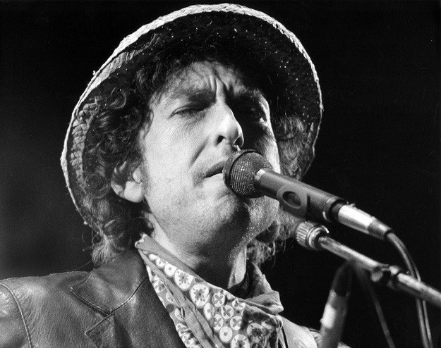 Bob Dylan se napokon oglasio i otkrio što misli o Nobelovoj nagradi za književnost